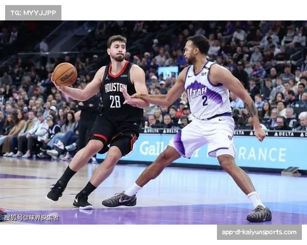 火箭客场不敌爵士五连胜终结 杜兰特申京空砍30+